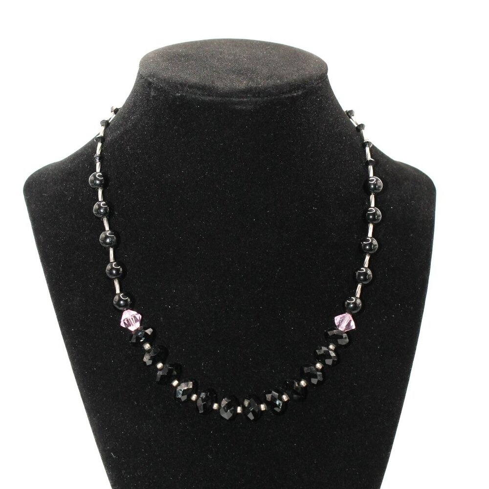 Elegant Black Faceted Glass Beads Necklace